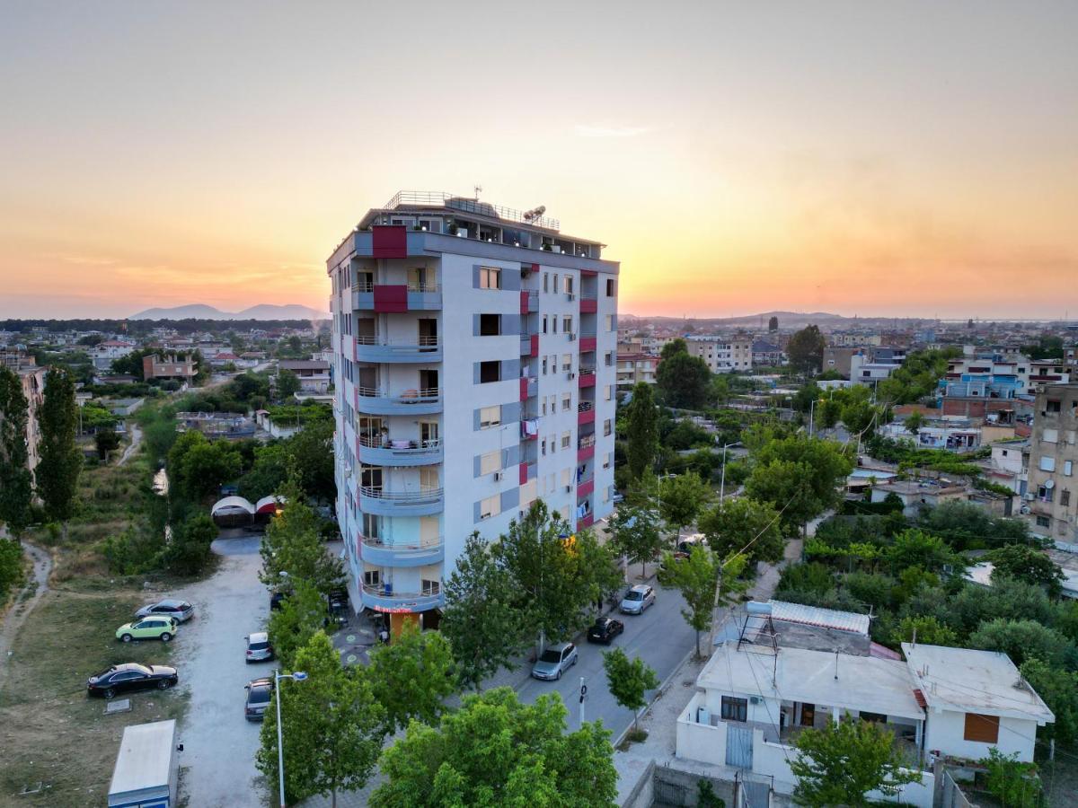 Queen Apartmets Vlore Exterior photo