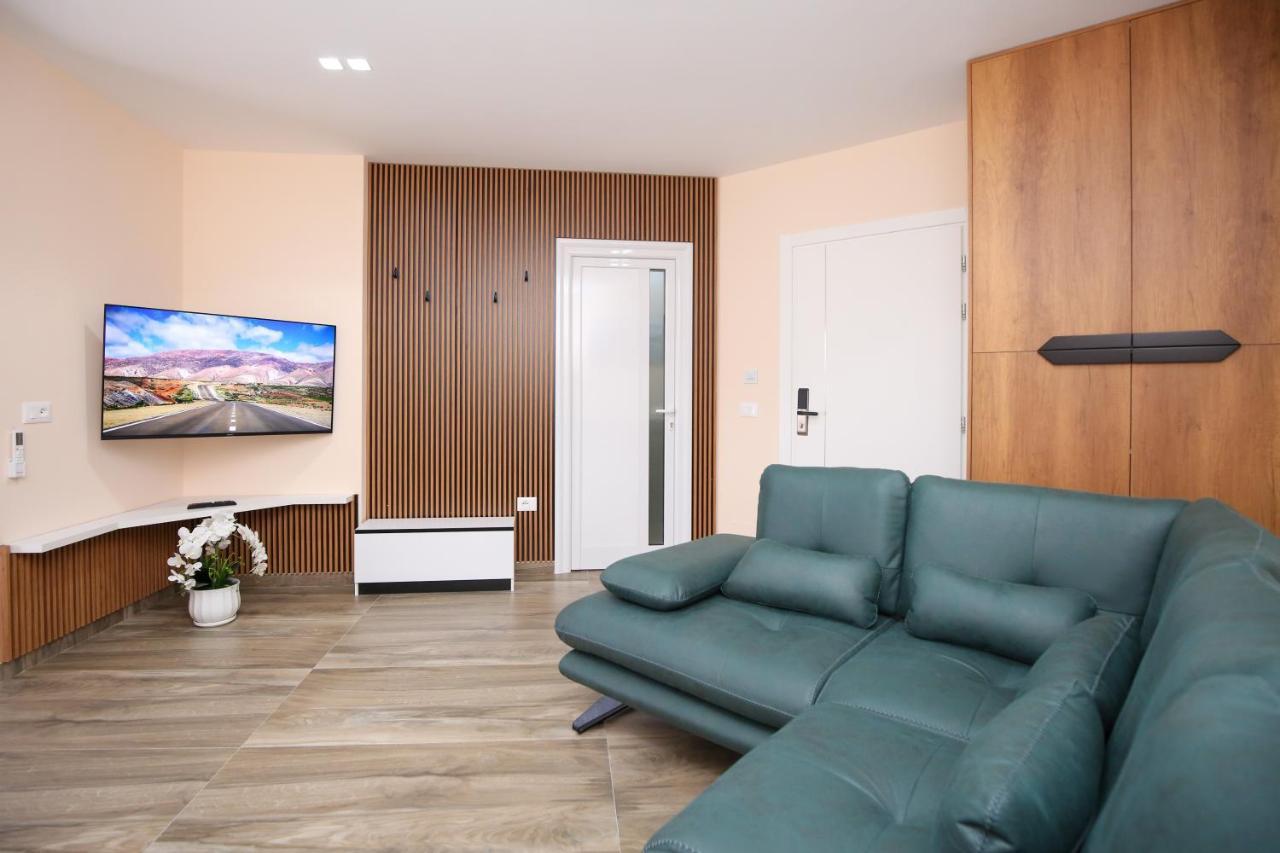 Queen Apartmets Vlore Exterior photo